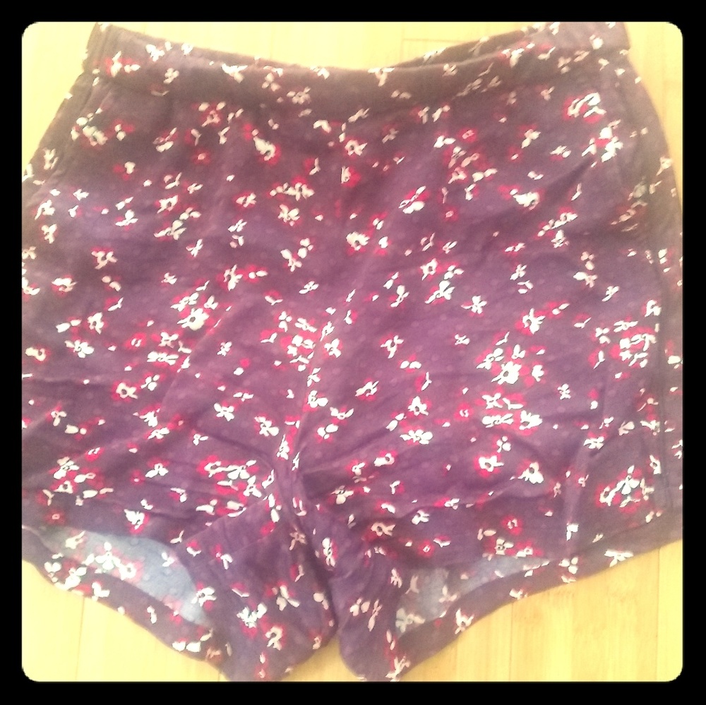 Size 10 H&M Red Floral Women's Boxer Shorts